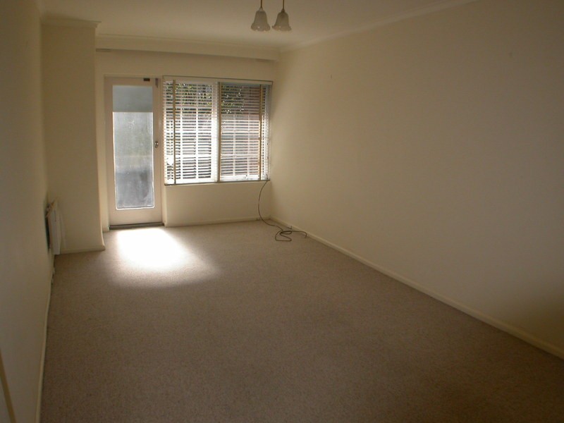 2/19 Field Street, Caulfield South VIC 3162