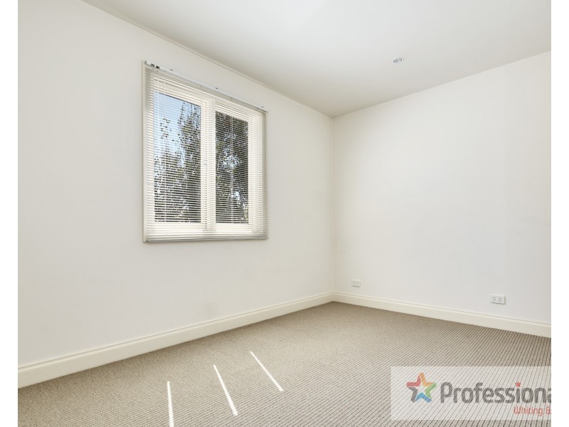 12/1A Maysbury Avenue, Elsternwick VIC 3185