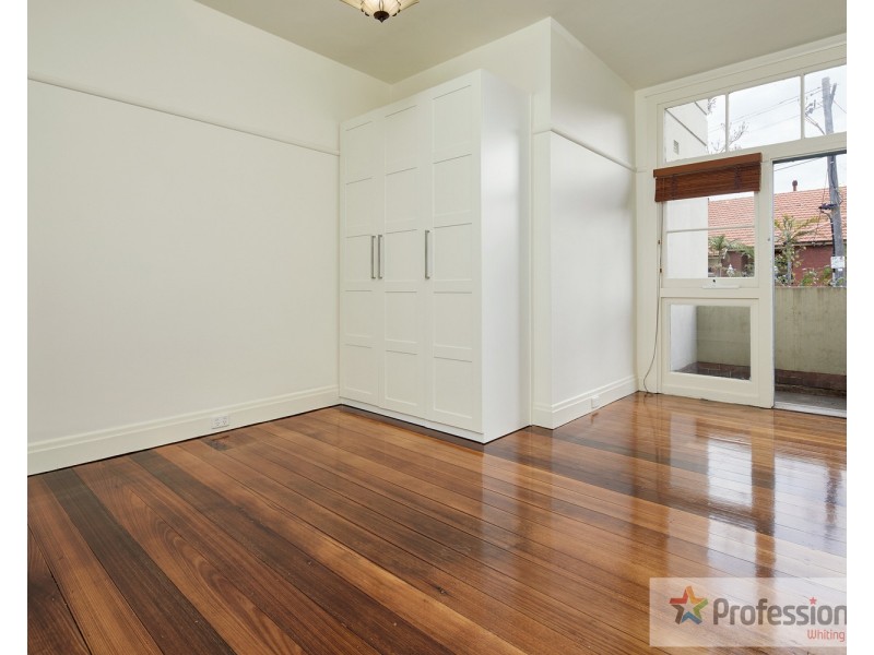 4/39 Mitford Street, Elwood VIC 3184