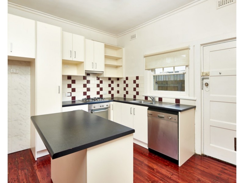 6/6 Westbeach Road, St Kilda VIC 3182