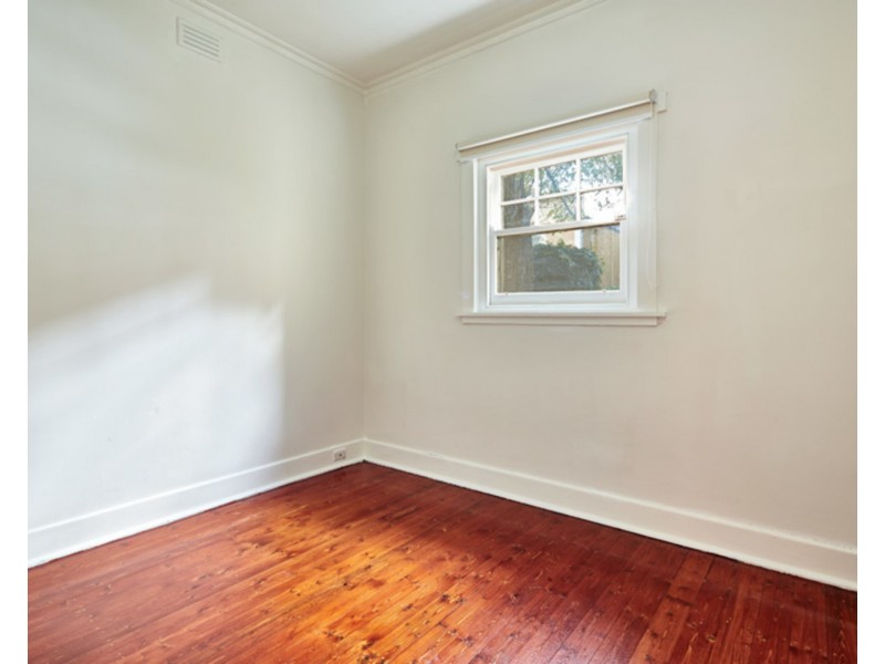 6/6 Westbeach Road, St Kilda VIC 3182