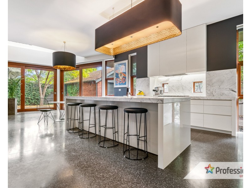 57 Brighton Road, Elwood VIC 3184