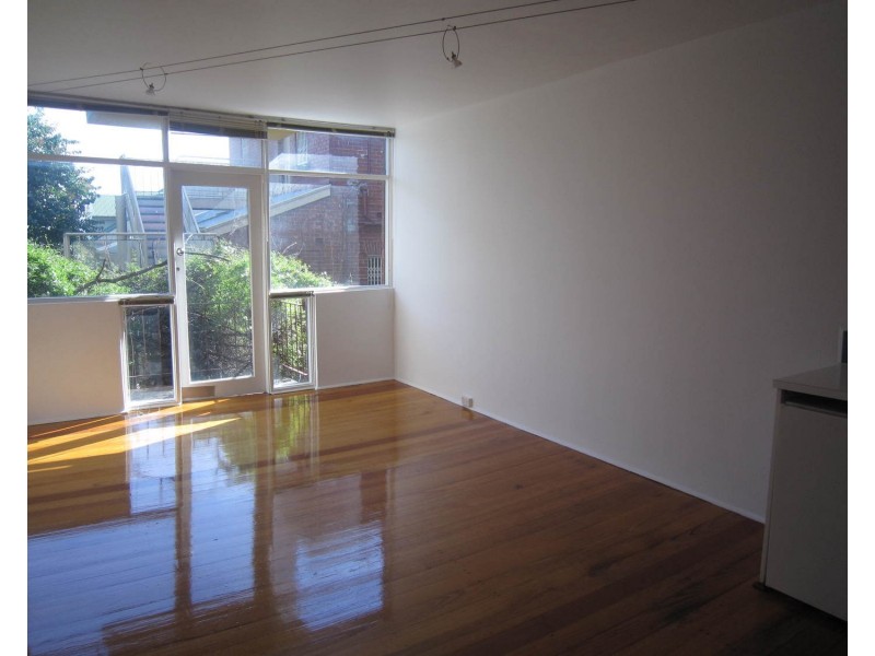 10/33 Grey Street, St Kilda VIC 3182