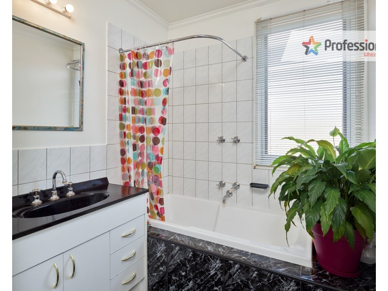 23 Closeburn Avenue, Prahran VIC 3181