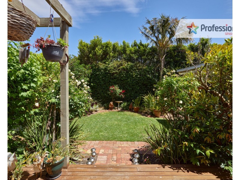 23 Closeburn Avenue, Prahran VIC 3181