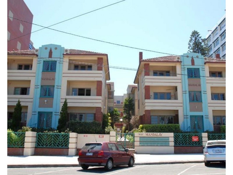 20/18-20 The Esplanade, St Kilda VIC 3182