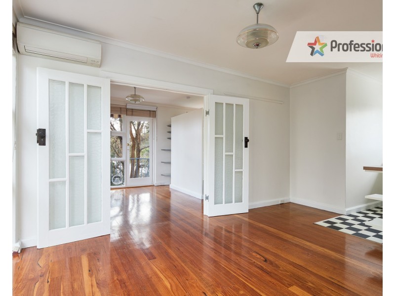 10/10 Gurner Street, St Kilda VIC 3182