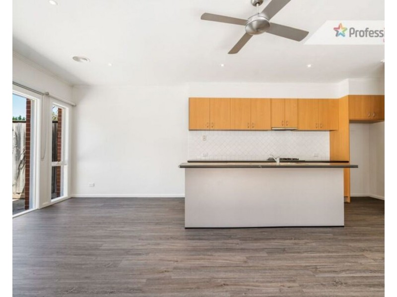 34 Gala Supreme Close, Mordialloc VIC 3195