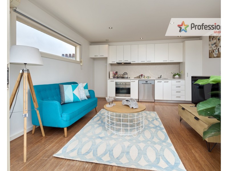 10/11 Bluff Avenue, Elwood VIC 3184