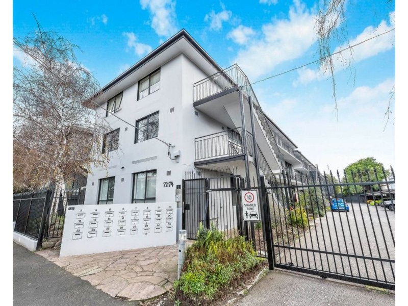10/72-74 Carlisle Street, St Kilda VIC 3182