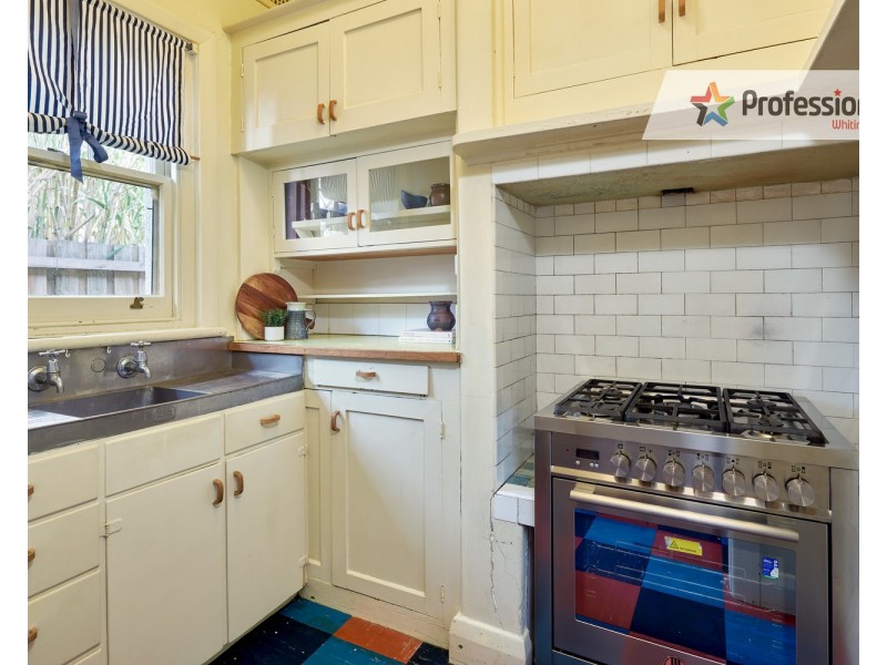 2/17 Hammerdale Avenue, St Kilda East VIC 3183