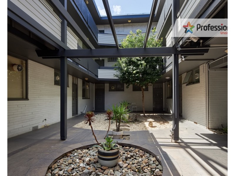 14/180 Barkly Street, St Kilda VIC 3182