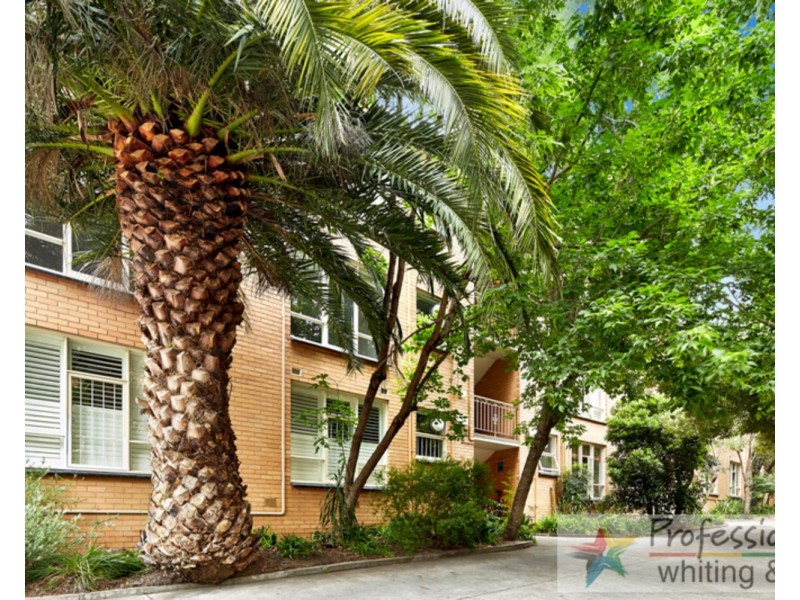 8/10 Acland Street, St Kilda VIC 3182