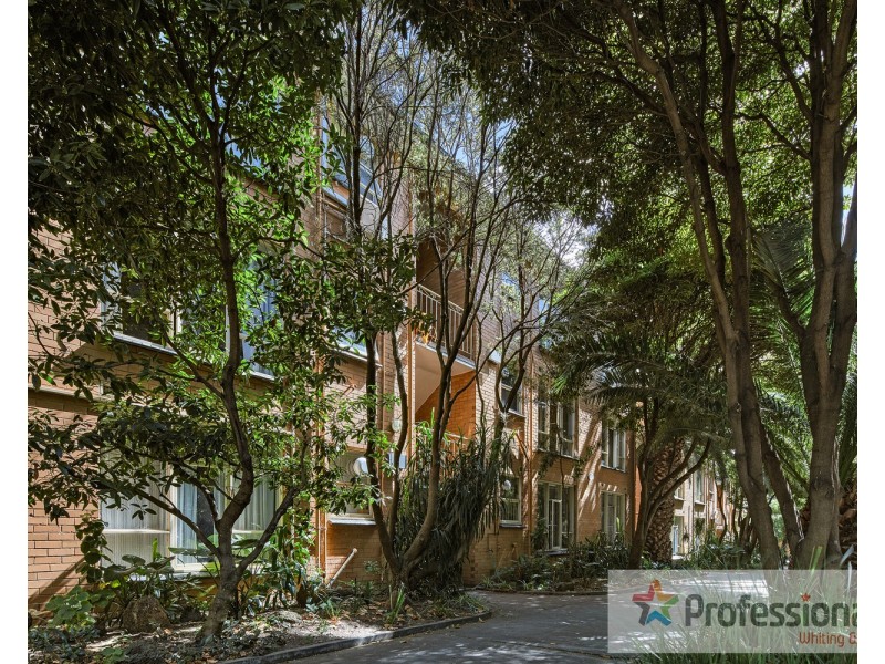 8/10 Acland Street, St Kilda VIC 3182