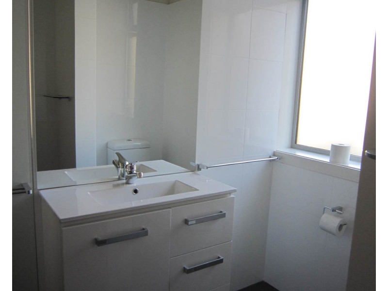 1/4 Burnett Street, St Kilda VIC 3182