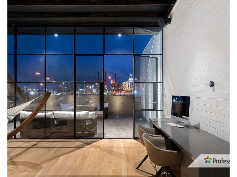 104 Maribyrnong Street, Footscray VIC 3011