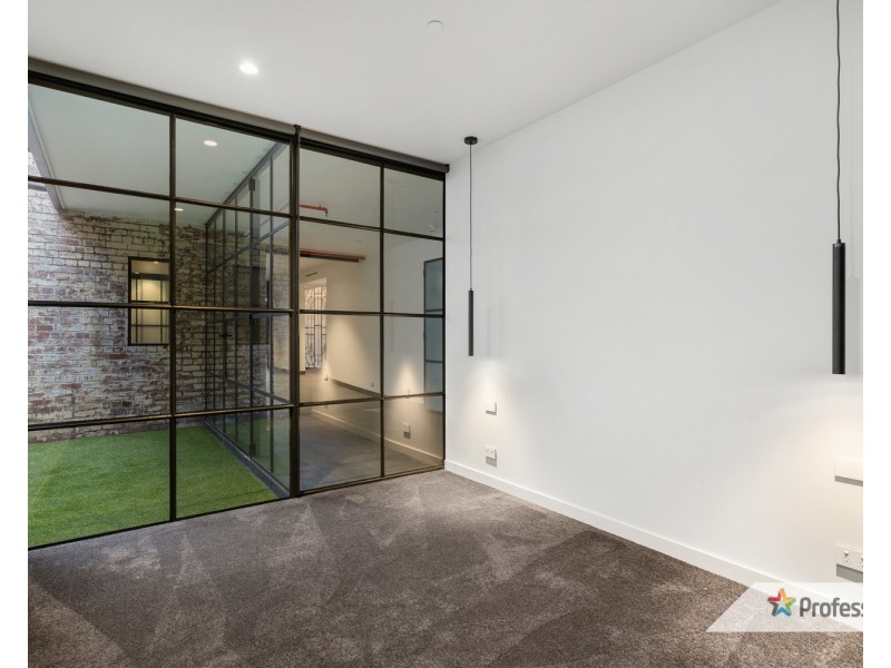 104 Maribyrnong Street, Footscray VIC 3011