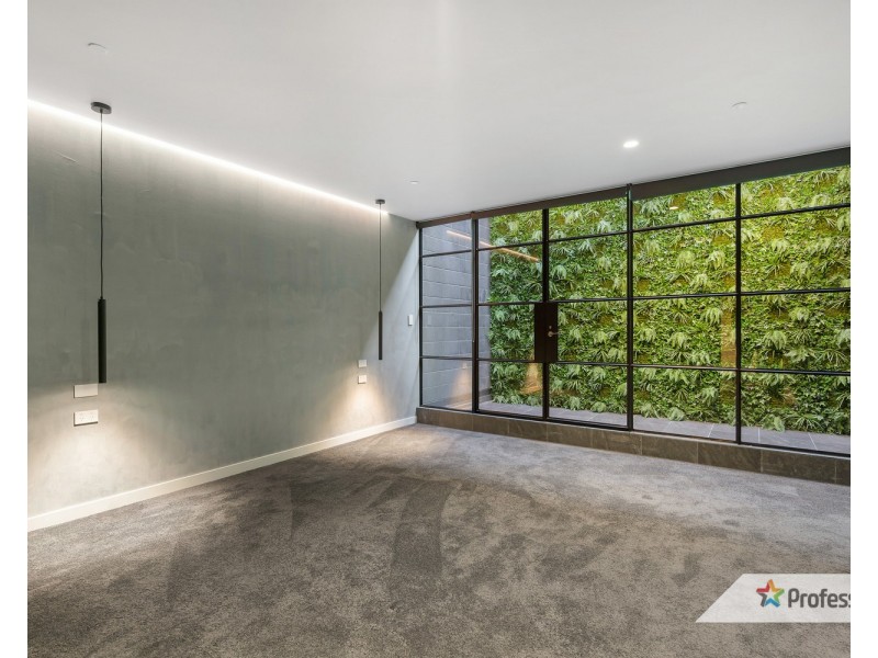 104 Maribyrnong Street, Footscray VIC 3011