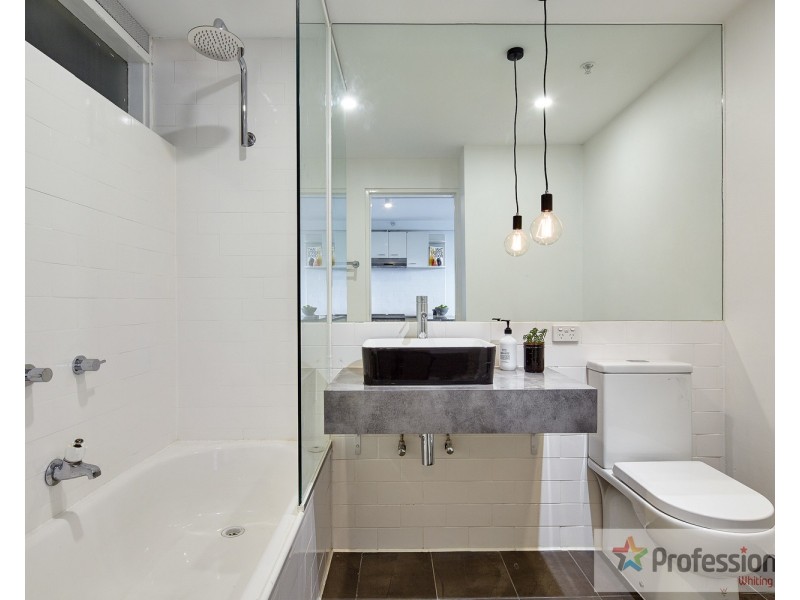 104/81 Queens Road, Melbourne VIC 3000