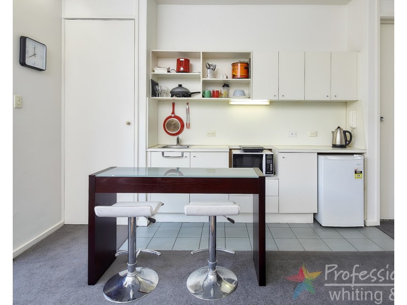 8/92 Grey Street, St Kilda VIC 3182