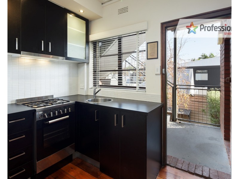 11/3 Cowderoy Street, St Kilda VIC 3182