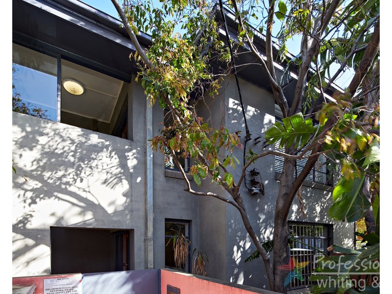 18/42 Waterloo Crescent, St Kilda VIC 3182