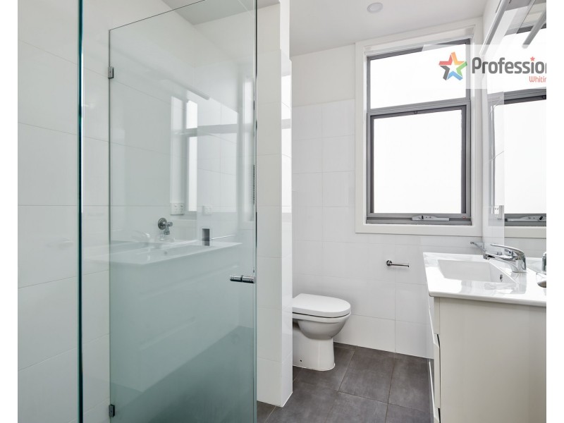 8/4 Burnett Street, St Kilda VIC 3182