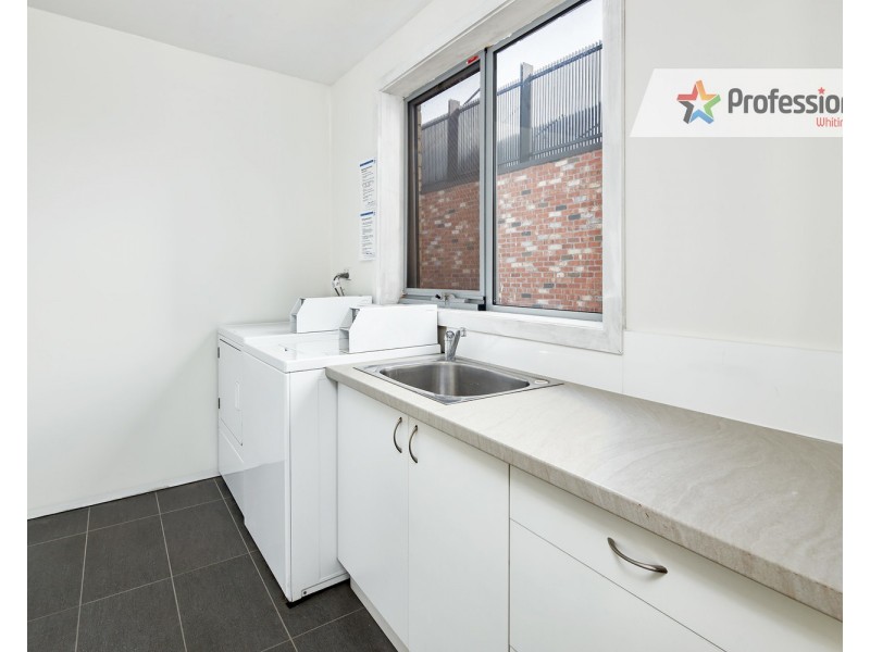 8/4 Burnett Street, St Kilda VIC 3182