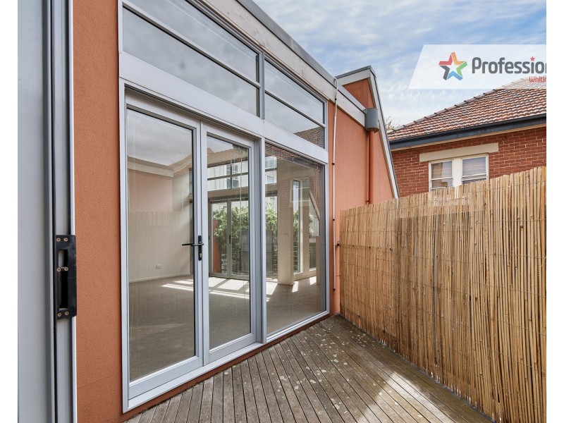 9/75 Park Street, St Kilda West VIC 3182