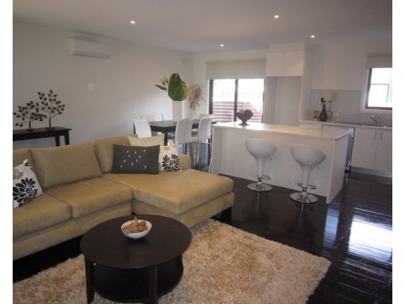 1/21 Green Street, Ivanhoe VIC 3079