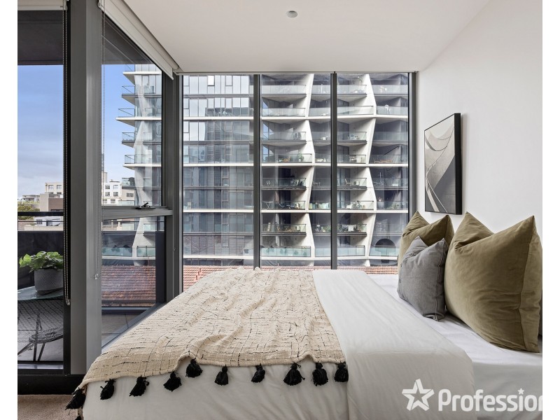 509/74 Queens Road, Melbourne VIC 3004