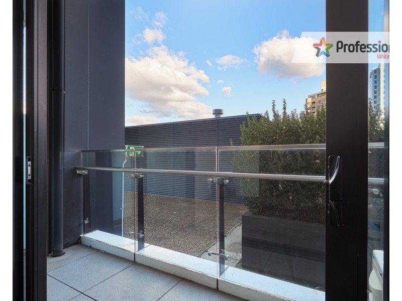 M212/35 Malcolm Street, South Yarra VIC 3141