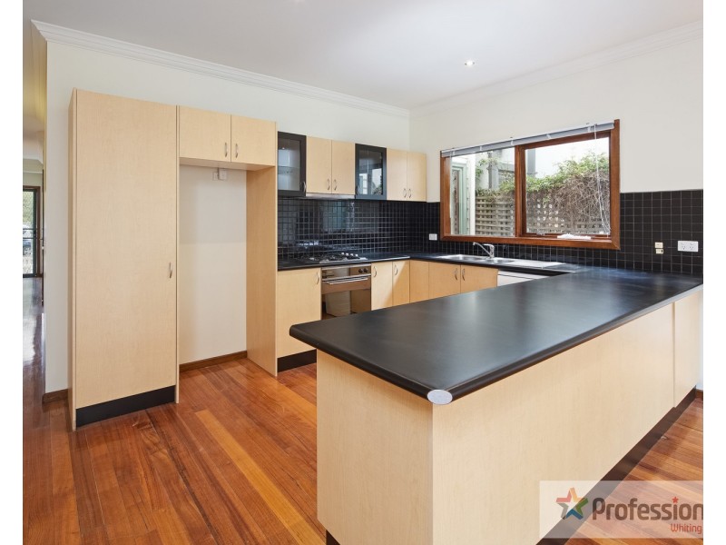 9 Marlborough Street, St Kilda East VIC 3183