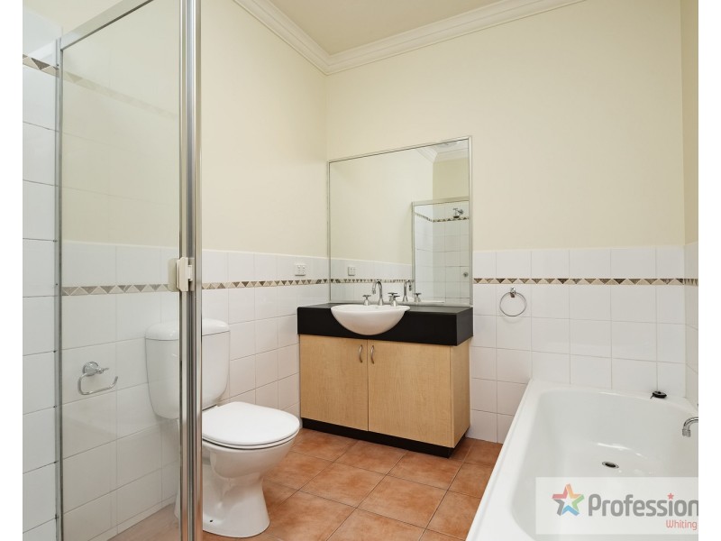 9 Marlborough Street, St Kilda East VIC 3183