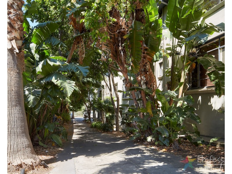 27/42 Waterloo Crescent, St Kilda VIC 3182