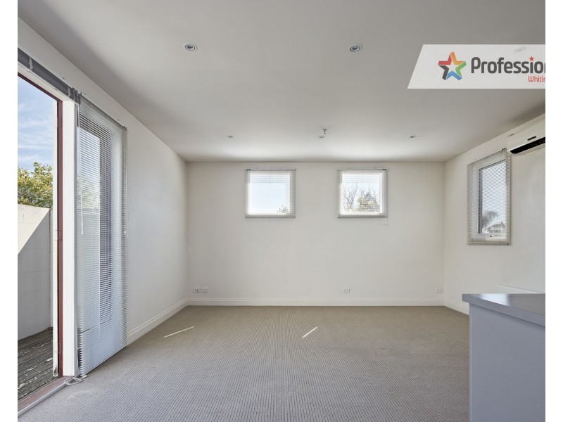 8/1A Maysbury Avenue, Elsternwick VIC 3185