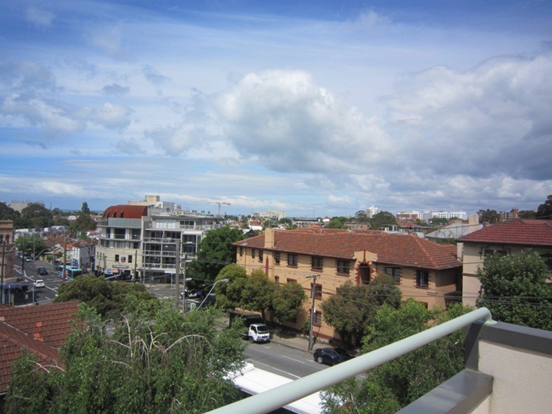 10/92 Barkly Street, St Kilda VIC 3182