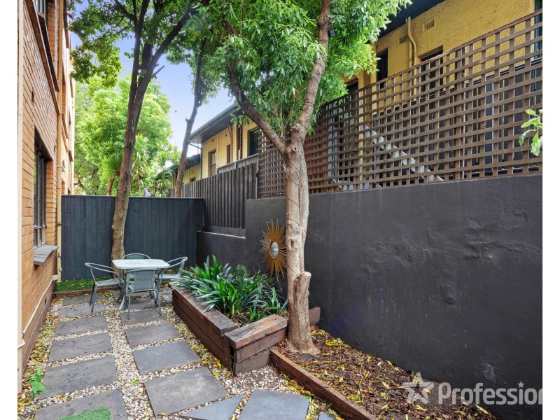 2/37 Grey Street, St Kilda VIC 3182