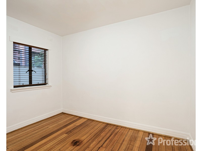 2/37 Grey Street, St Kilda VIC 3182