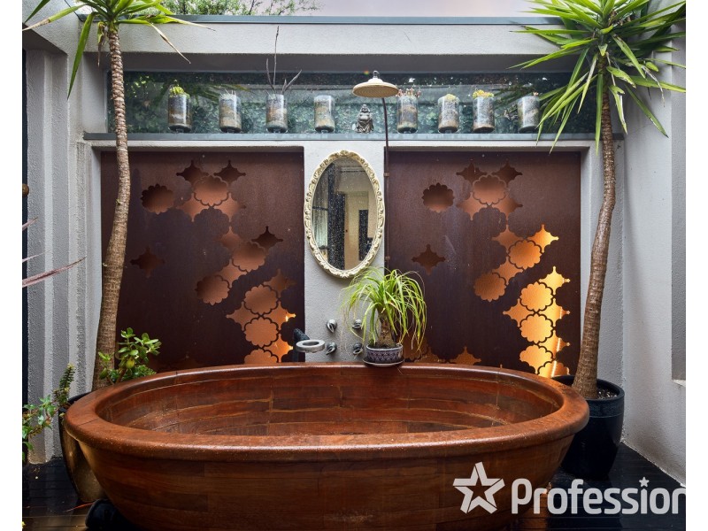 24  Westbury Street, St Kilda East VIC 3183