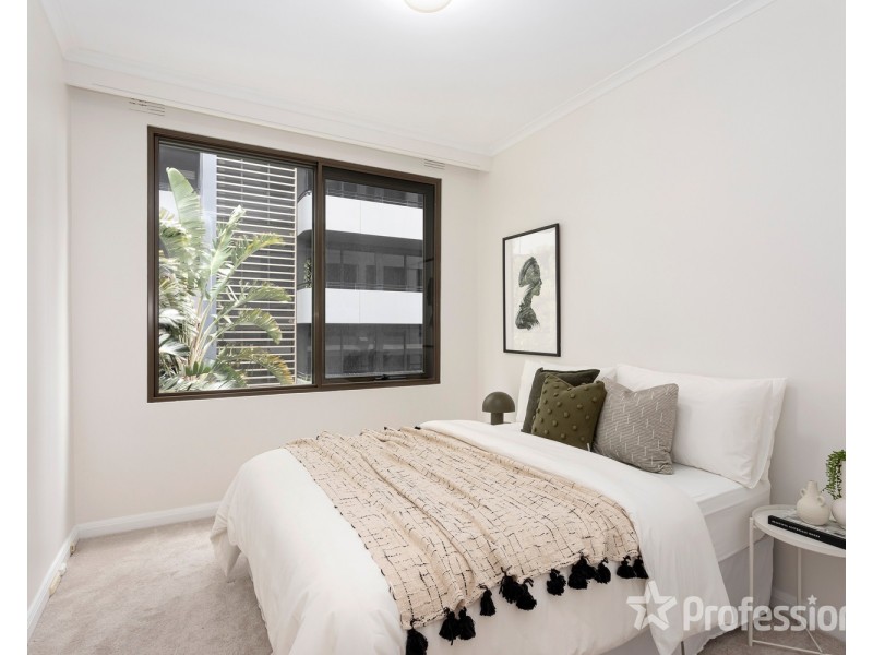 18/73 Queens Road, Melbourne VIC 3004