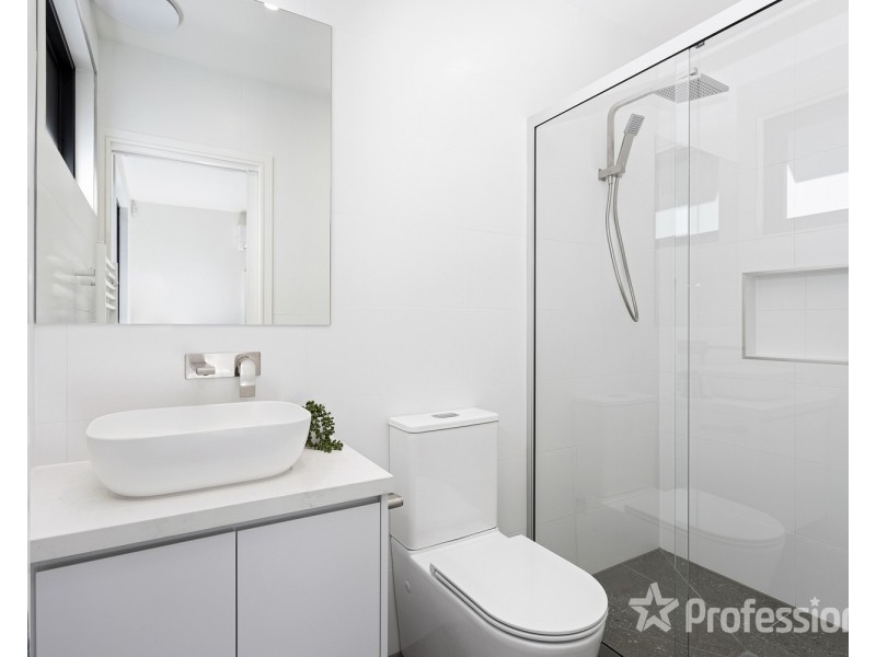 2C Gladstone Avenue, Aspendale VIC 3195