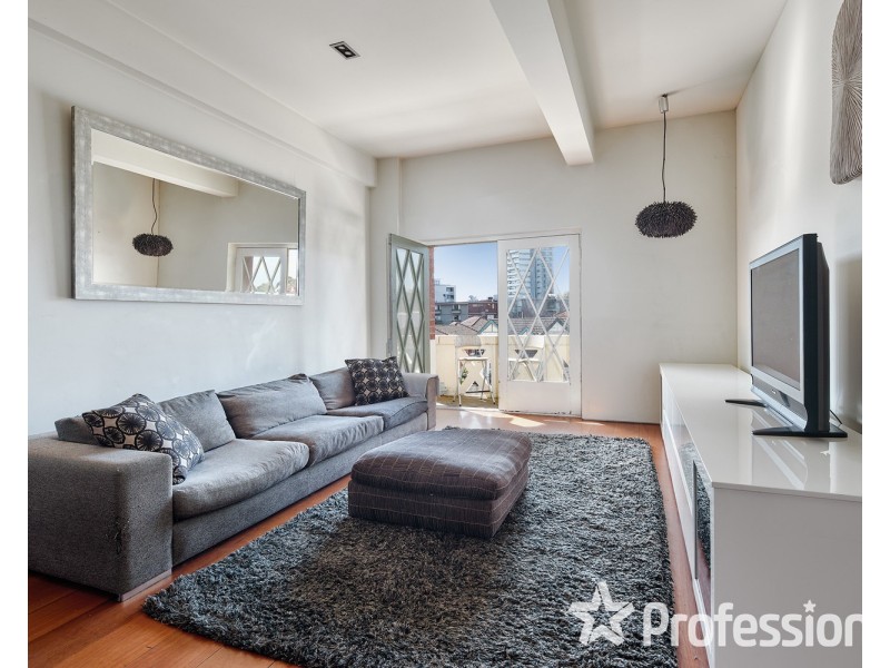 10B/171  Fitzroy Street, St Kilda VIC 3182