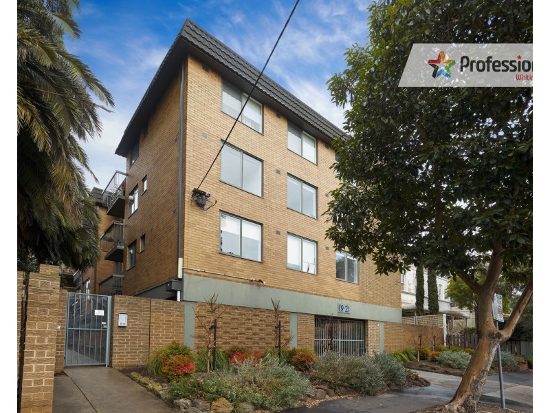 18/19-21 Dalgety Street, St Kilda VIC 3182