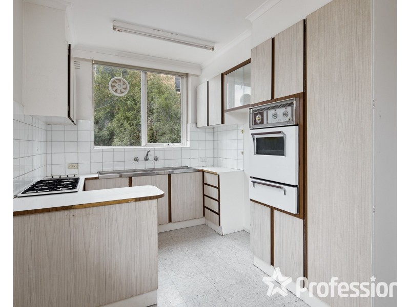 1/19 Mitford Street, St Kilda VIC 3182