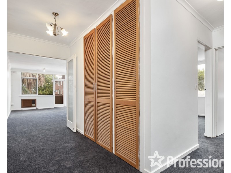 11/19 Mitford Street, St Kilda VIC 3182