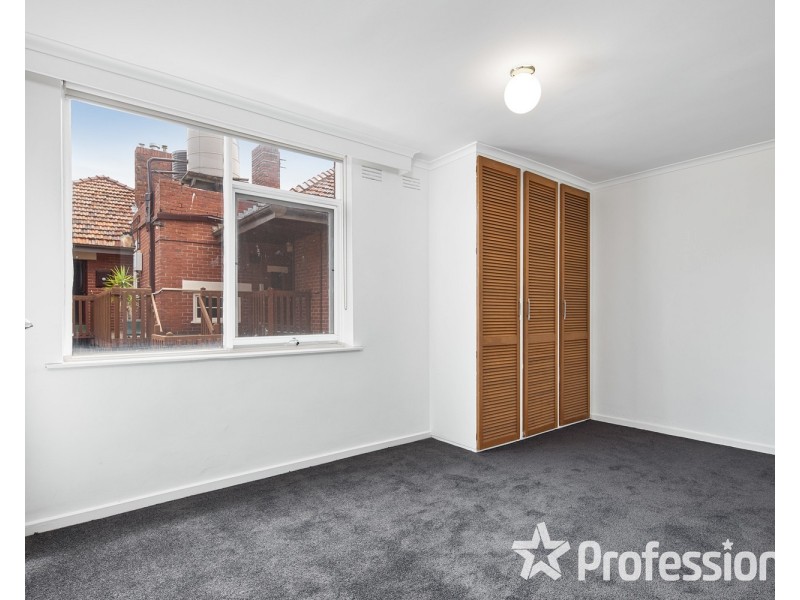 11/19 Mitford Street, St Kilda VIC 3182