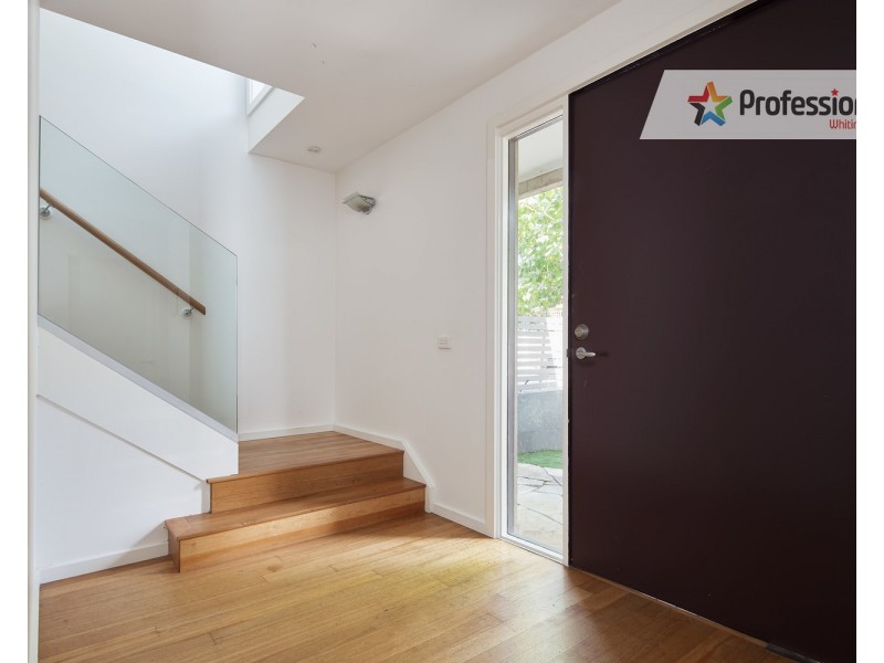 1/7 Beach Avenue, Elwood VIC 3184