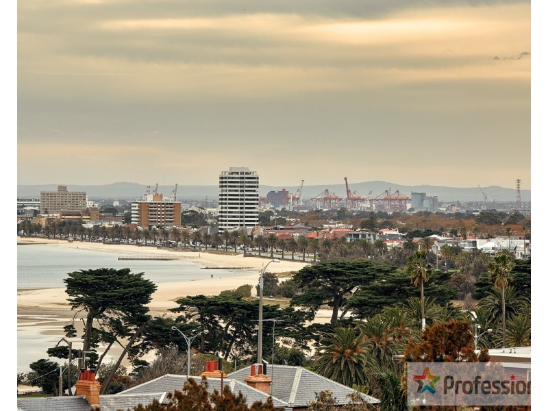 51/3 Alfred Square, St Kilda VIC 3182