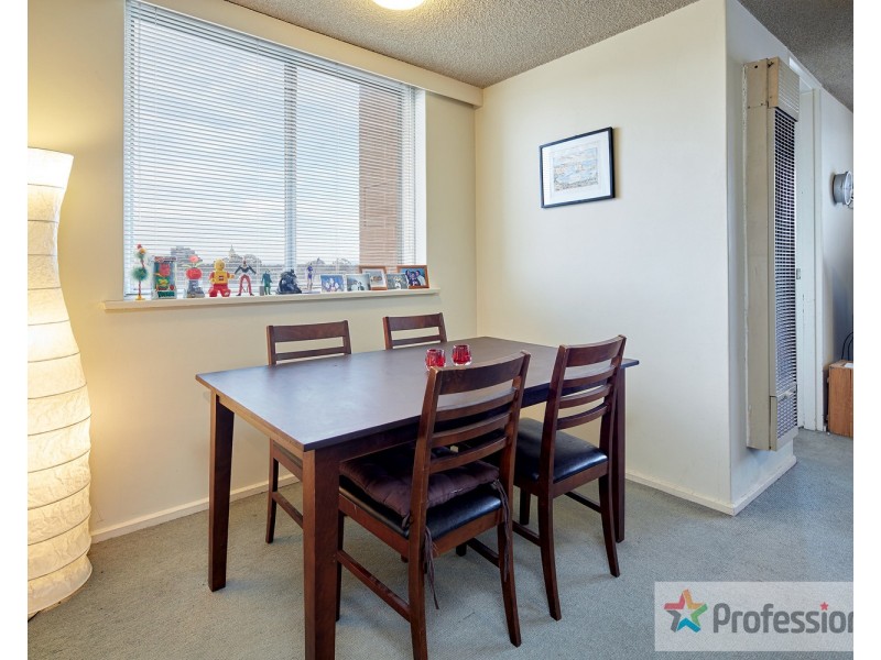 51/3 Alfred Square, St Kilda VIC 3182